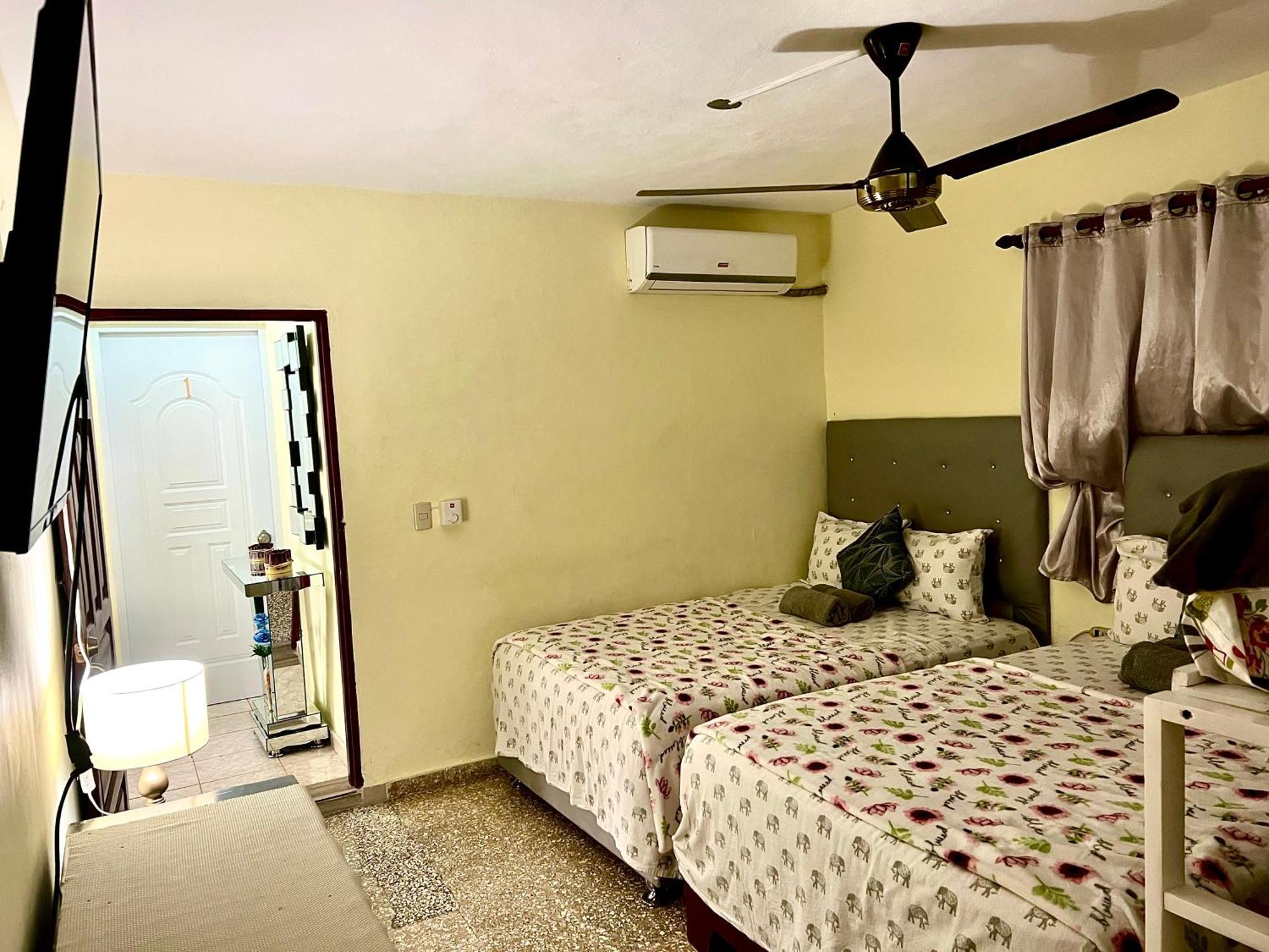 Hotel Maria Bonita Higueey Екстериор снимка